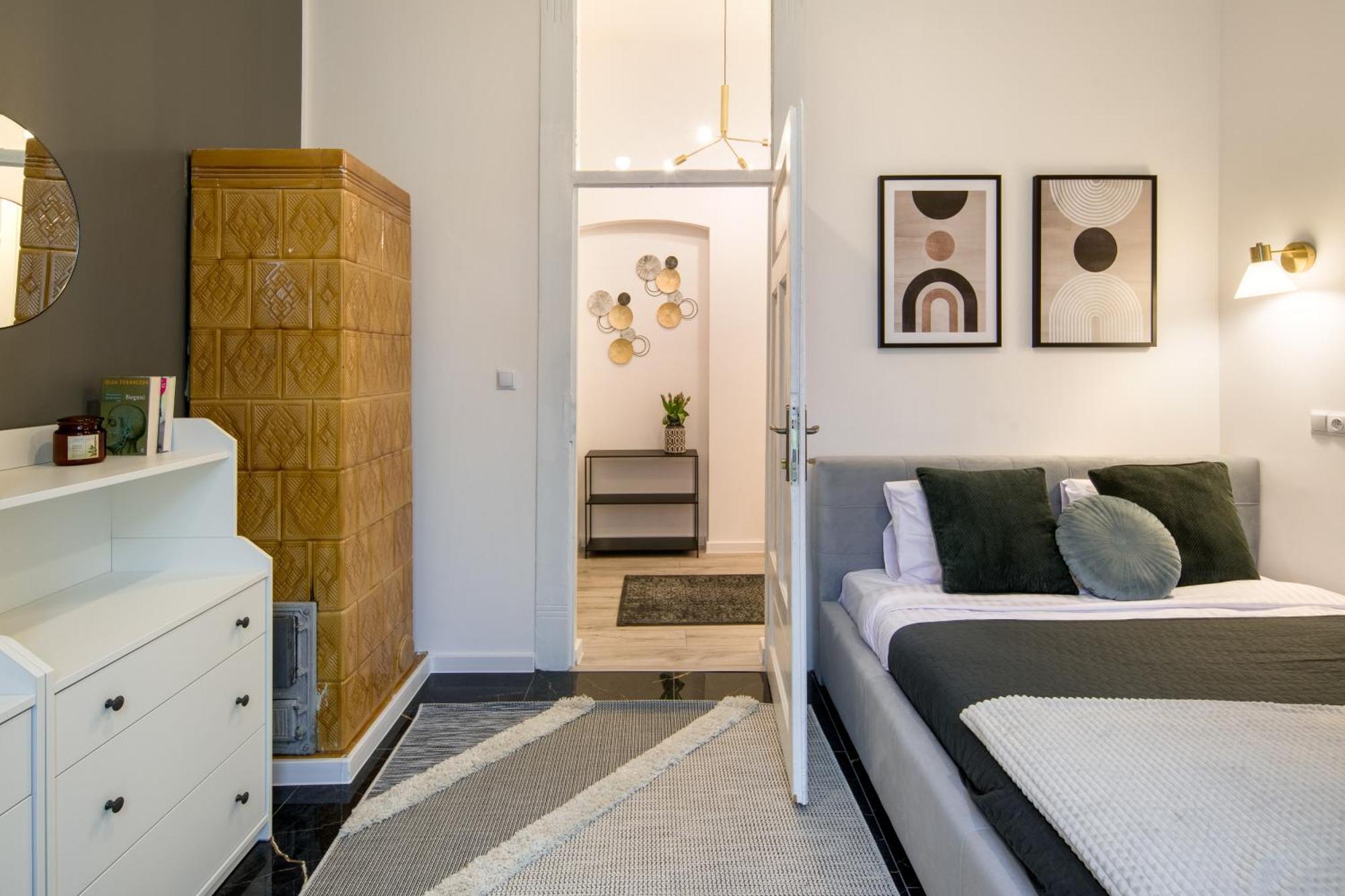Wawelove Pilsudskiego - 3 Bedroom Apt. With Balcony And Free Parking! คราคูฟ ภายนอก รูปภาพ